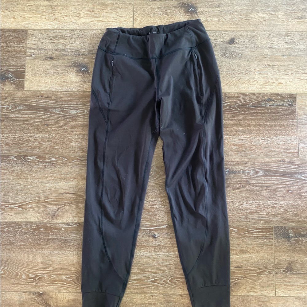 Athleta Rainier Jogger in Black